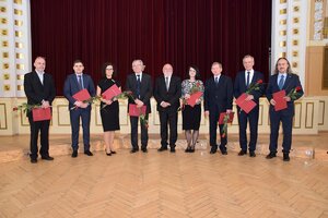 Rektor STU odovzdal ocenenia pri príležitosti Dňa učiteľov 