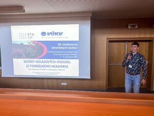 Ing. Peter Onderčo prednáša na 28. konferencii slovenských fyzikov Fotogaléria obr.14