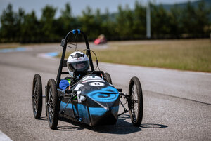 Strojnícka fakulta opäť súčasťou greenpower slovensko - Greenpower_finále_25_184