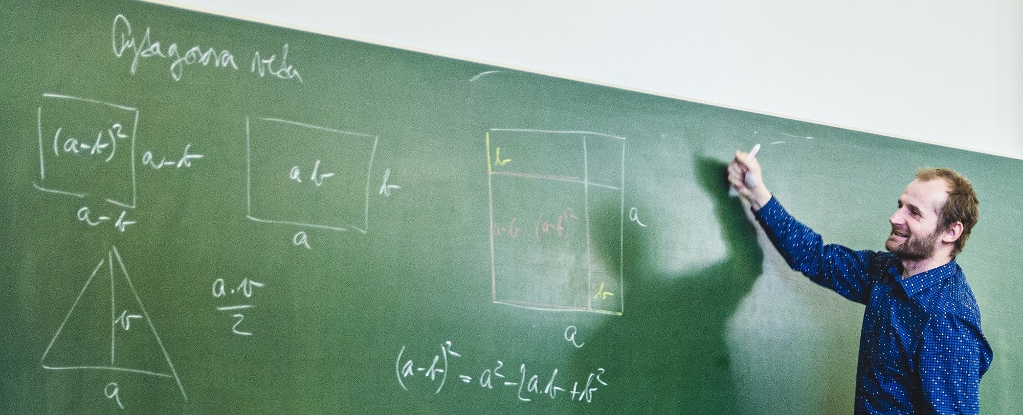 kurzy matematiky a fyziky SjF STU